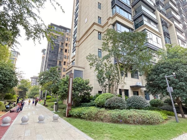 【多图】中国铁建安吉山语城,安吉租房,中国铁建安吉山语城 4室2厅2卫