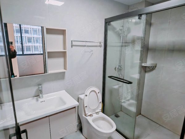 金华婺城秋滨工业区蟠龙村秋滨 新能源汽车小镇 领跑宿舍 金开大单间可短租月付出租房源真实图片