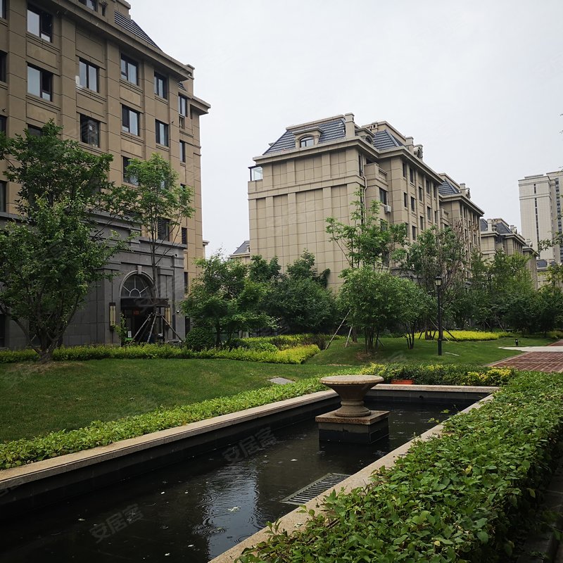 孙晓辉 2020-06-01   :08:   红星法兰香颂,园区26栋,18栋电梯洋房,8