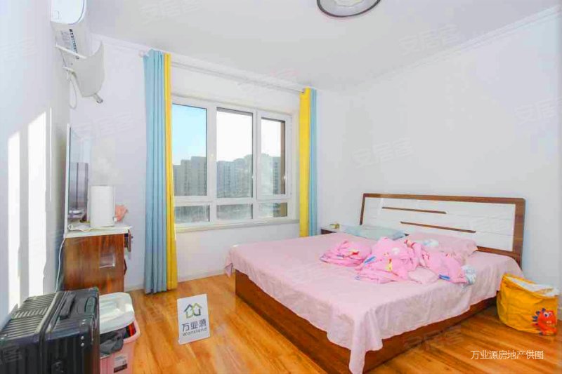 中海金湖湾新出精装三室电梯洋房新小区急售