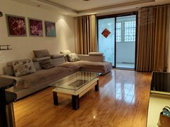 宿州埇桥百货大楼国际花园三室,拎包入住,看房联系1000出租房源真实图片