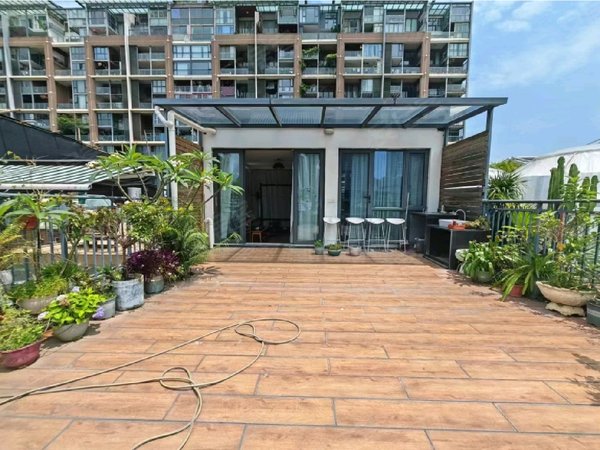 深圳南山科技园城市山谷(三期别墅)城市山谷新出精装租赁房,租户即将