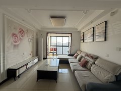 驻马店驿城高铁西站建业，体育场，高铁蓝天铂宫对面，高铁新城豪华三房，押一付一出租房源真实图片