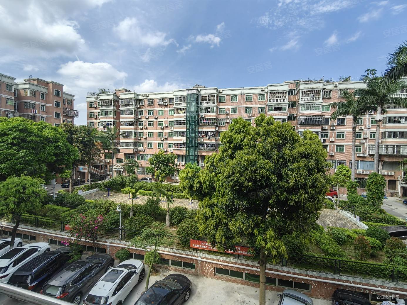 朝阳花园 83万大一房一厅 买了直接收租