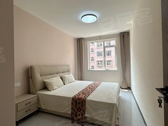 烟台福山清洋东华崇文旁 三室好房出租 1楼出租 带小棚 拎包入住出租房源真实图片