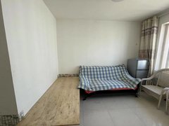 新城阳光馨苑B区一室一厅简单装修带简单家具月租900