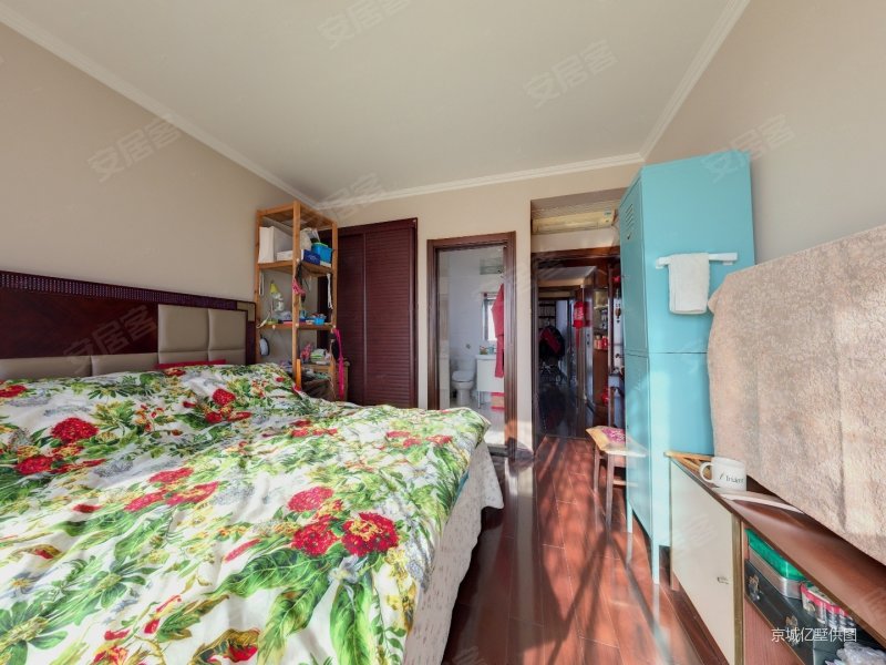 京城雅居板楼满五低密度社区近地铁高楼层视野好