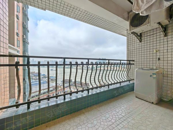 金碧湾南向望江景太古仓旁沙园地铁乐峰购物电梯精装拎包入住