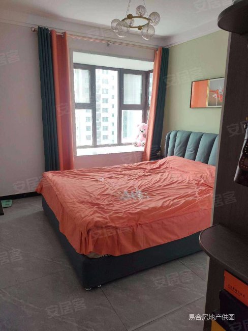 诺德名府 二次精装 证超 三室 72万急售