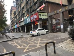 重庆南岸四公里四公里社区 1室1厅1卫出租房源真实图片