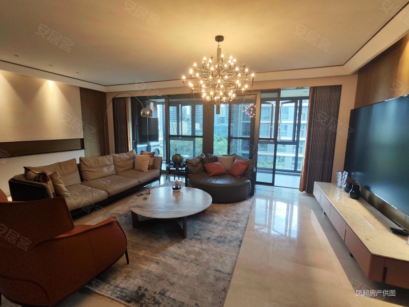 宁波府 凤起潮鸣 东部高端小区专做 多套可看 随时在岗