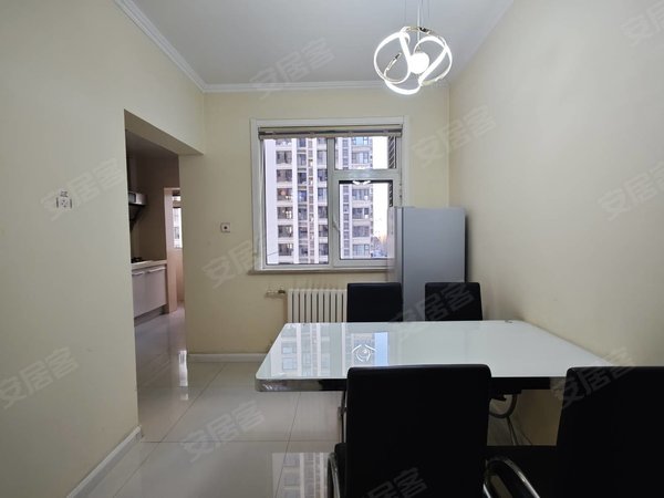 包头青山万达广场万达广场万达小区业主诚心出租了，看对可以义价空间的了，南北通透出租房源真实图片