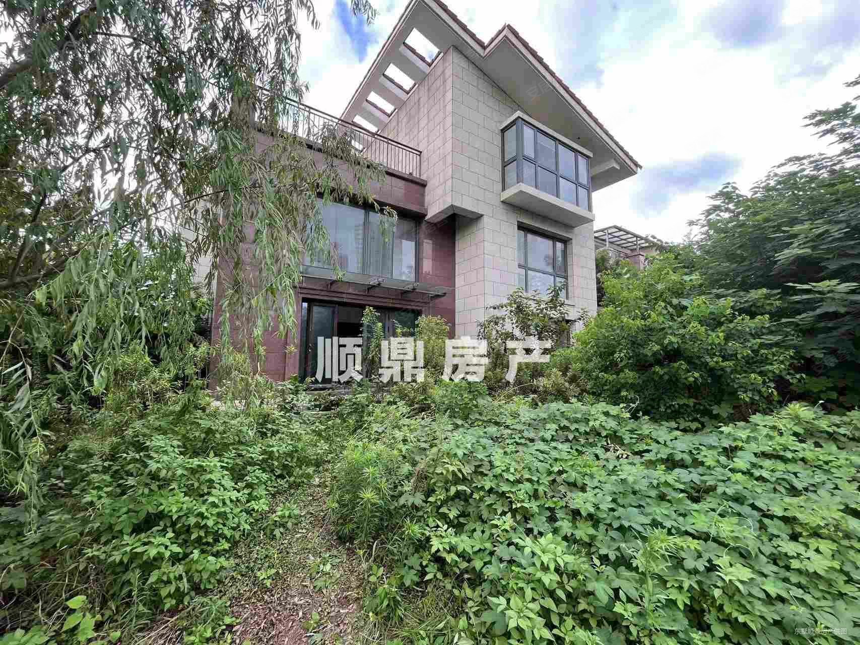 武夷绿洲沁荷苑(别墅)5室2厅4卫445㎡南北2600万