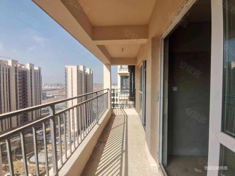 高楼层采光充足房龄新,七号公馆二手房,50万,3室2厅,2卫,104平米-兰州