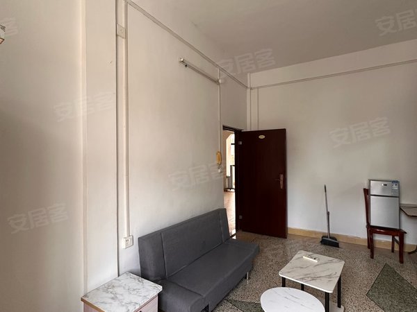 潮州饶平恒晟购物广场海润汇璟海润汇璟 1室0厅1卫出租房源真实图片