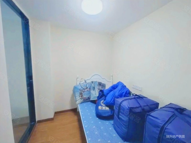 厚街万达广场商住楼精装修近医院购物方便楼龄新