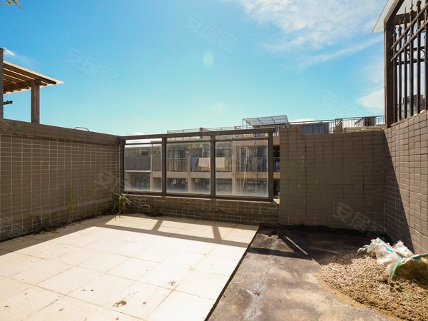 【多图】御峰园,平湖租房,御峰园 5室2厅4卫 6800.0元 精装修123.