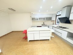 深圳龙岗坂田第五园一期 采光好 精装修 4室3厅3卫出租房源真实图片