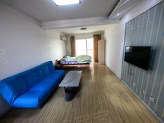 乳山银滩长江路电梯房，南北通透，独立厨卫，燃气入户，购物方便出租房源真实图片