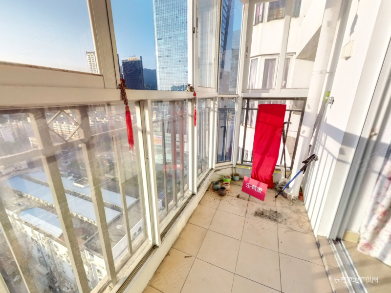 福田地铁口高层大一房,指导价8折,景观视野超好,满五年,海康大厦二手