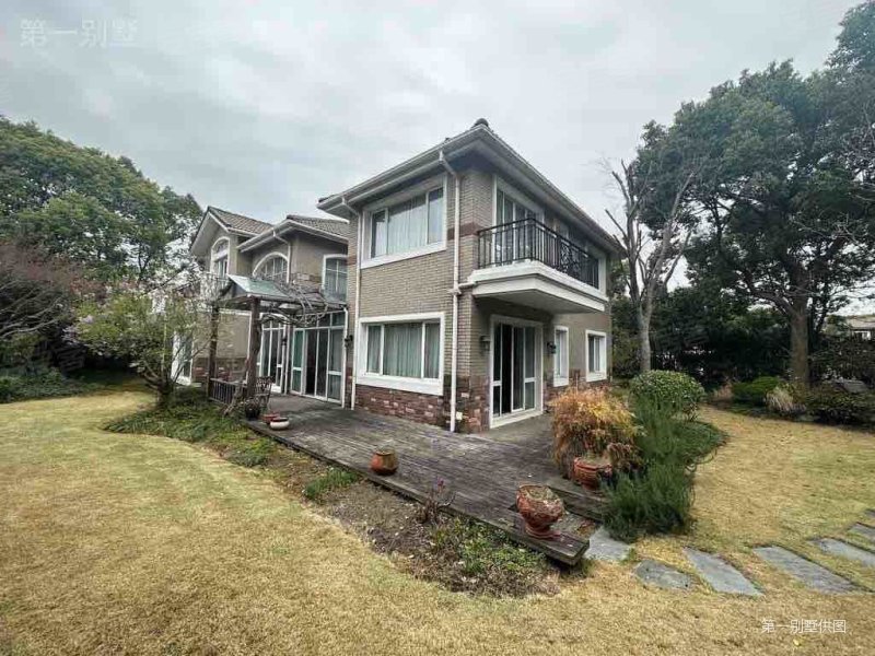 佘山银湖别墅 中间好楼层 低密宜居 满五 正规商品房