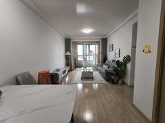 和县乌江金宝乌江商业广场日租房！孔雀城按天出租房出租房源真实图片