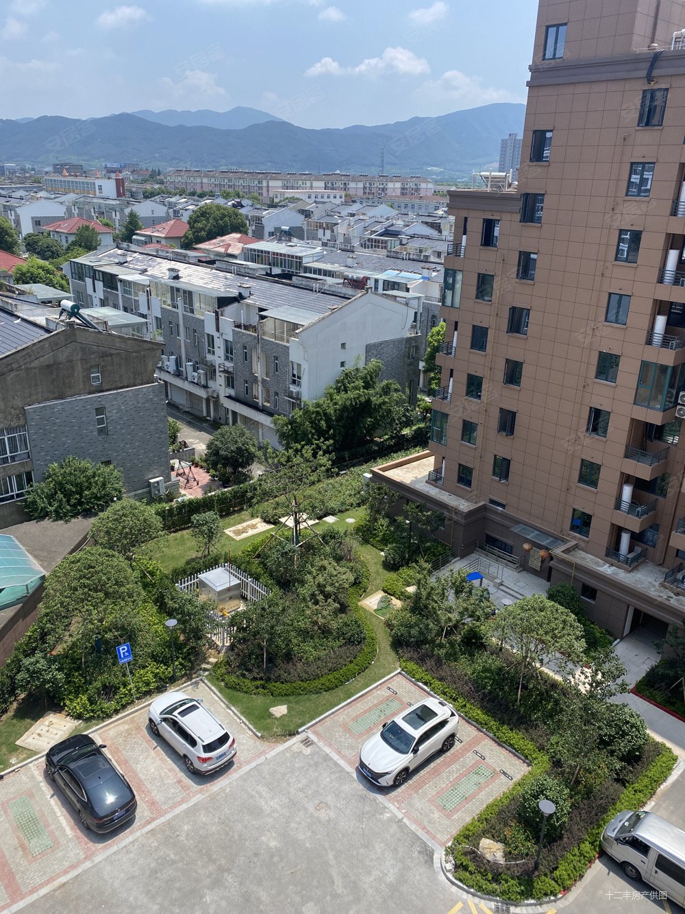 西坞梅园花庭全新毛坯83平方96万出售