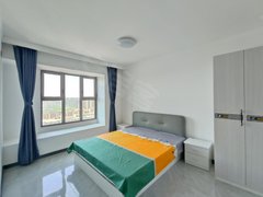 唐山路北远洋城吾悦实拍实价 主卧带阳台 押一付一支持短租 拎包住出租房源真实图片