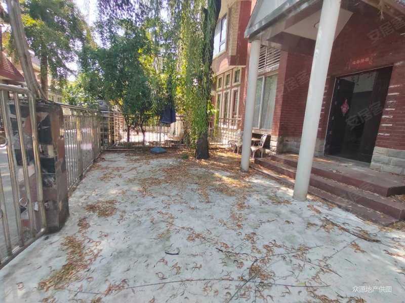 十八步岛别墅5室3厅3卫219.8㎡东南750万