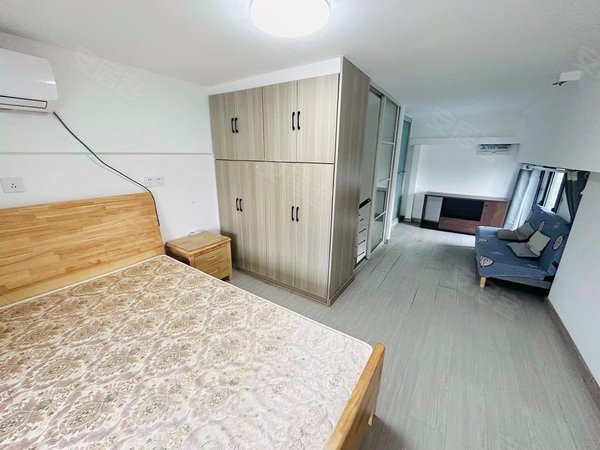 地铁口恒业公寓整租1房1600!民水民电!拎包入住出租房源真实图片