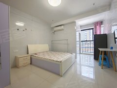 泸州江阳华润万象汇万象汇精装修一室一厅，楼下就是商场，交通便利生活便利出租房源真实图片