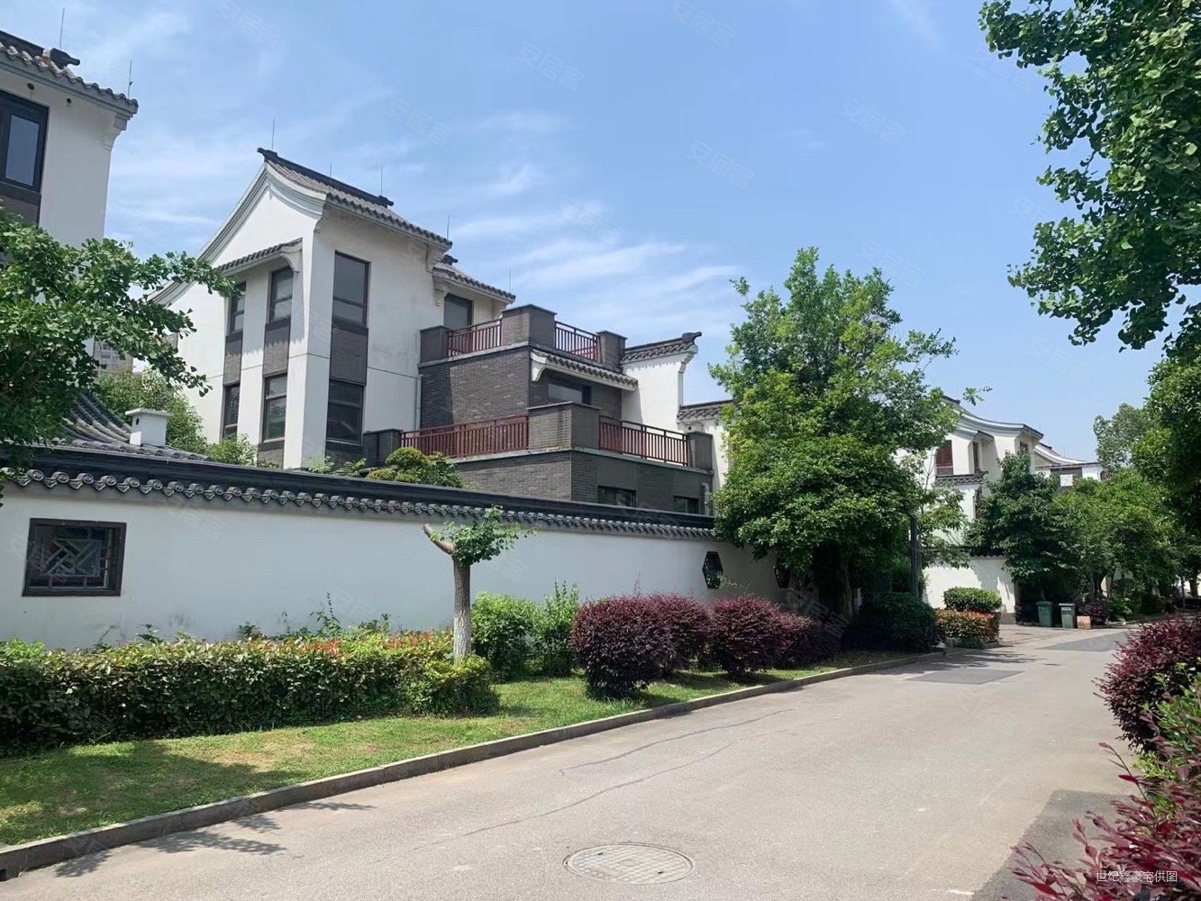 盘龙湾桂苑新出大花园联排带采光天井车库可停3辆车