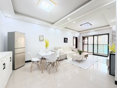 昆明官渡海伦国际无中介可短租月付，精装两室押金减半，近海乐世界高原明珠巫家坝出租房源真实图片