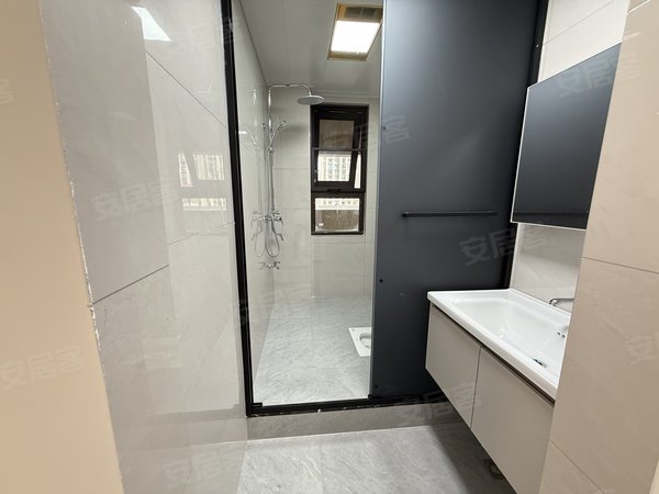 南昌红谷滩九龙湖力高御景天城缺的床可配，装修很漂亮，楼下地铁口力高御景天城 3室电梯房出租房源真实图片