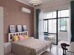 上海普陀长征13号线地铁口50米,带原始厨卫朝南主卧一室户,租金压一付一出租房源真实图片