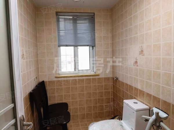 徐州沛县九龙城新城嘉苑C区新城佳苑六千套精装三室有暖气紧邻北实小保安学校铝厂出租房源真实图片