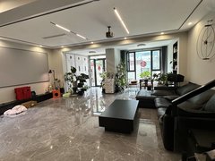 烟台莱山石沟屯明珠花园 精装修联排 海景别墅出租 精装修东西齐全出租房源真实图片