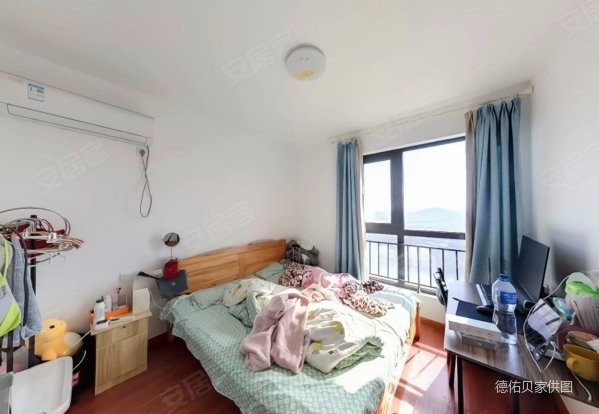 龙悦湾 137万三房两卫 中上楼层采光好 诚心出售配套齐全