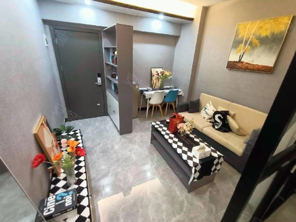 领秀不夜城旁 时代华庭精装一房 现代风装修押一付一包物业宽带