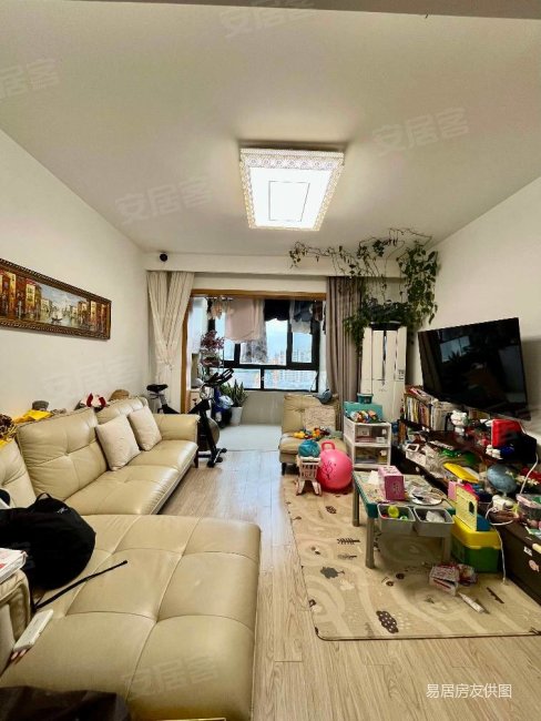 格 首创锦悦(二期)3房2厅出售 精装修