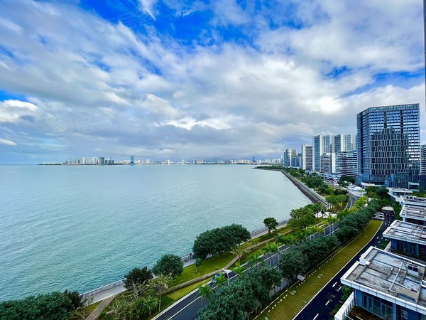 海口秀英秀英大道保利中央海岸四期淳境海口湾 一线海景房 居家 办公