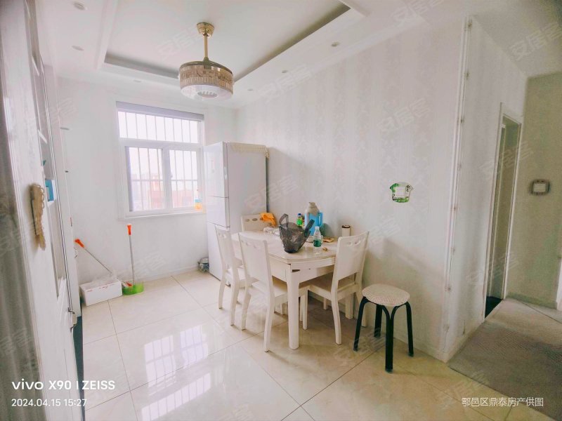 御苑新城 满二 近地铁 高楼层视野无遮挡 楼龄新 南北