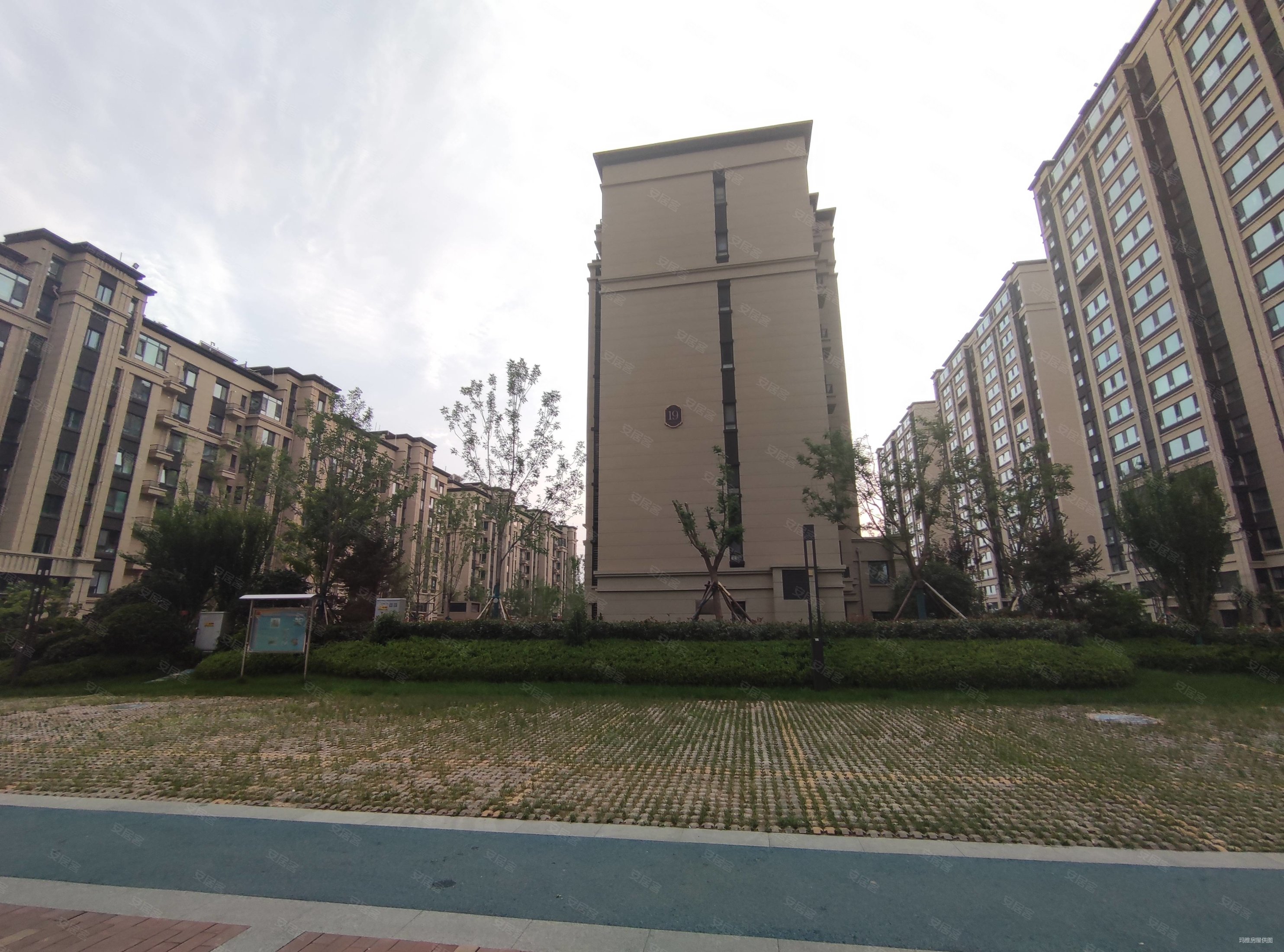 保利观堂西区 双卫格局 满二 临地铁 有电梯 次新房