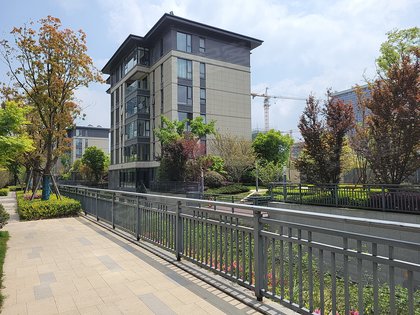 不足,泊璟廷(二期)怎么样,泊璟廷(二期)周边房产中介经纪人评价-宁波