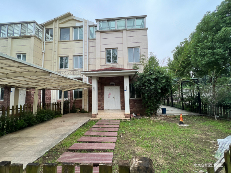 满五年,金陵家天下(别墅)二手房,1099万,4室2厅,4卫,223平米-南京安居