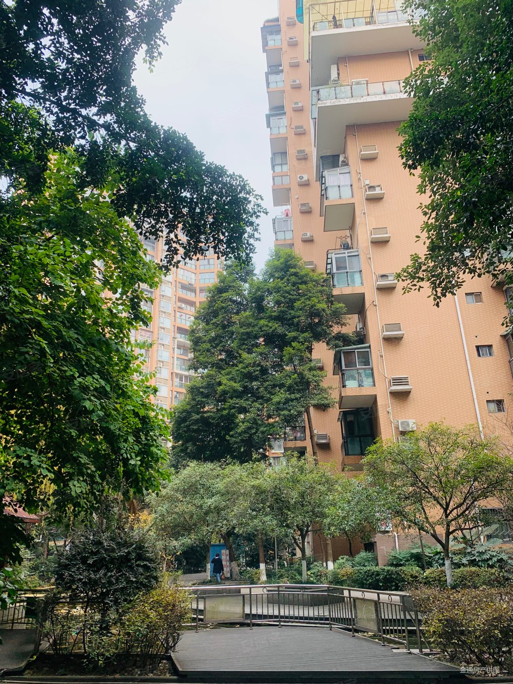 成都房产网>成都二手房>成华二手房>八里小区二手房>锦都馨苑>