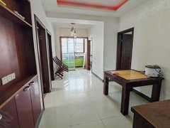 海门海门市区海南路国际车城出租三室一厅一卫1000一个月看房方便有钥匙出租房源真实图片