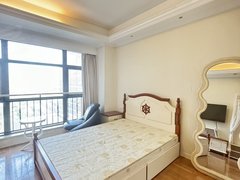苏州常熟市区出租 汇丰广场 精装一室全配 停车免费 有钥匙出租房源真实图片