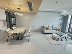 深圳龙华莱蒙水榭春天使用面积200平带3个阳台 上塘地铁站南北通户型,现代风配置出租房源真实图片