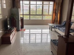 扬中扬中市区市中心惠众东区2楼，2室2厅1卫，中装修，设施齐全拎包入住出租房源真实图片